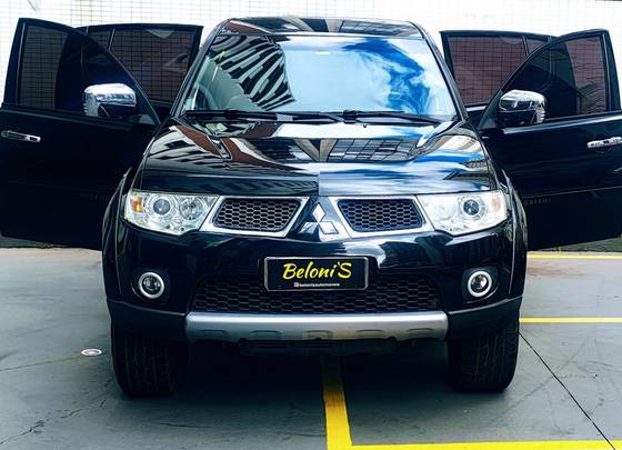 MITSUBISHI L200 TRITON 3.5 HPE 4X4 CD V6 24V FLEX 4P AUTOMÁTICO MITSUBISHI L200 TRITON 3.5 HPE 4X4 CD V6 24V FLEX 4P AUTOMÁTICO
